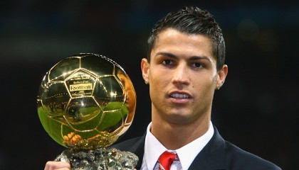 爱游戏首页入口-LOL职业联赛季后赛正式开启，冠军争夺战一触即发，英雄联盟职业联赛季后赛赛程