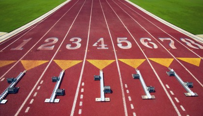 爱游戏APP-火山脚下的猜谜赛：融合观光与运动