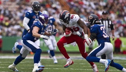 爱游戏线上-中国花样游泳队实现队史奥运金牌“零突破”，夺得集体和双人项目两金